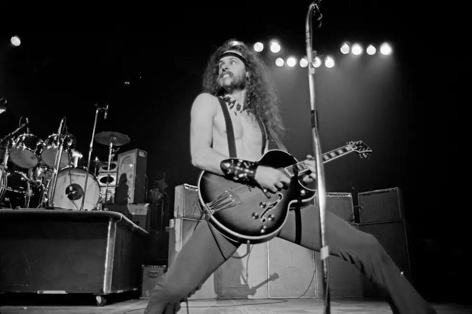 Why Ted Nugent’s Label Tried to Keep ‘Stranglehold’ Off His Album ...