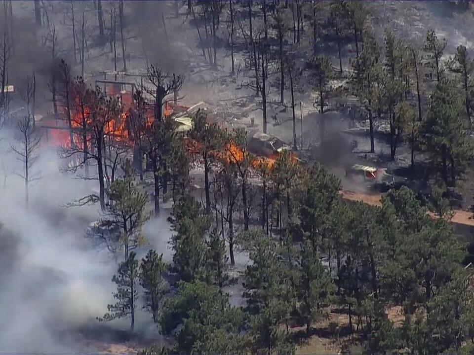 Two wildfires burning along Colorado's Front Range