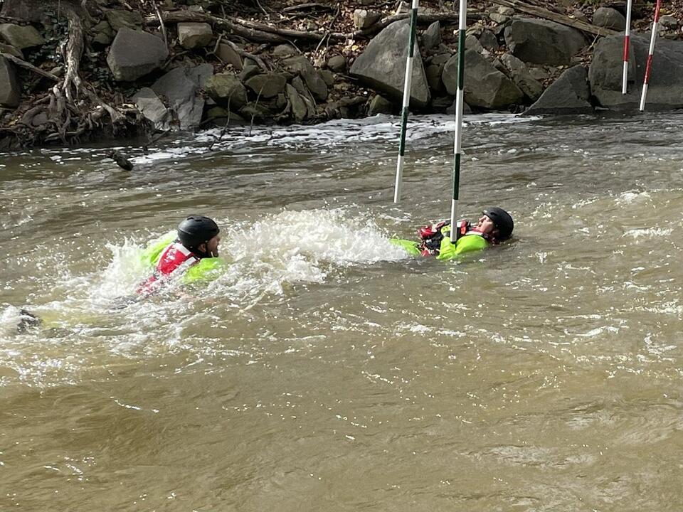 Dive Rescue Team adds 3 swiftwater techs after new training - NewsBreak
