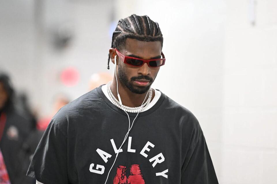 NFL Analyst Boldly Claims Shedeur Sanders Would Have Saved Brian Callahan's  Titans Job - NewsBreak