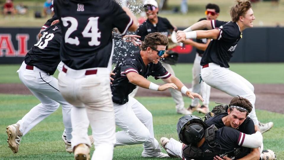 Ridgewood celebrates, plus highlights from the Group 4 baseball final