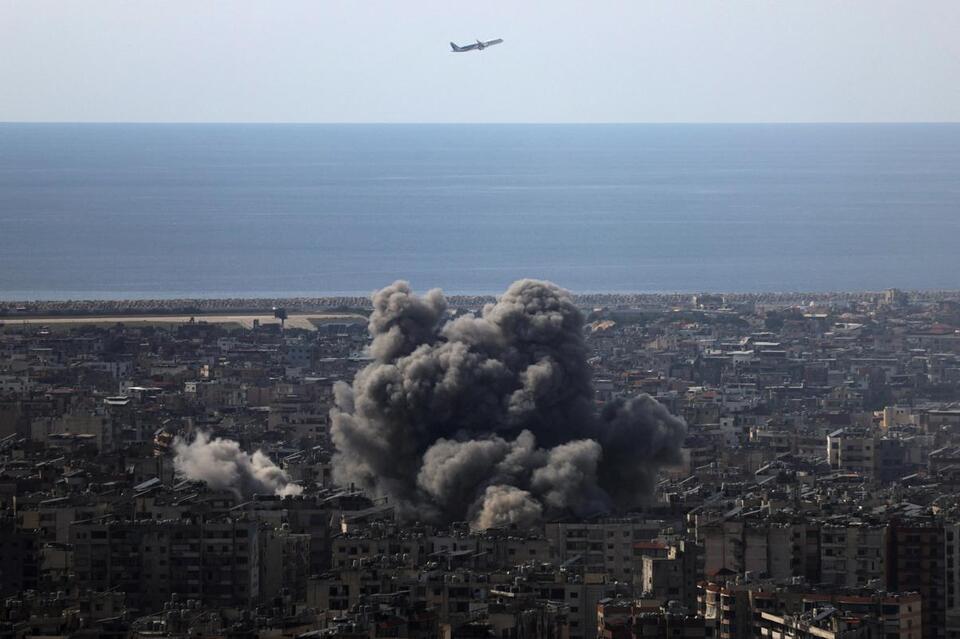 US and Israel airstrikes ‘fail to destroy’ Iran military command ...