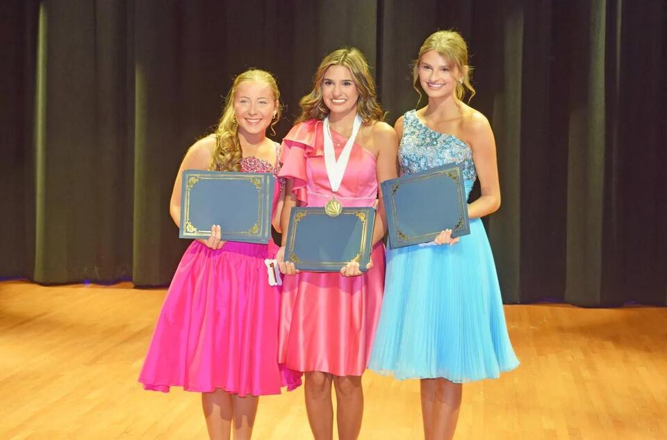 Emma Madison named 2027 Escambia County Distinguished Young Woman, earns $161,000 in scholarship opportunities