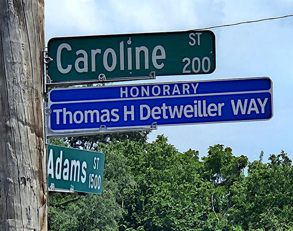 Caroline gets new honorary street sign