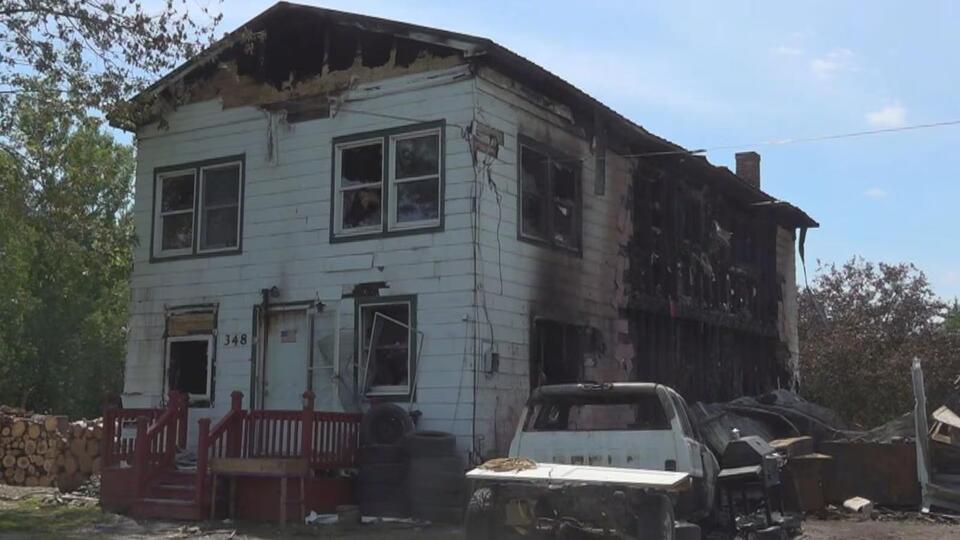 Fire engulfs two-story building - NewsBreak