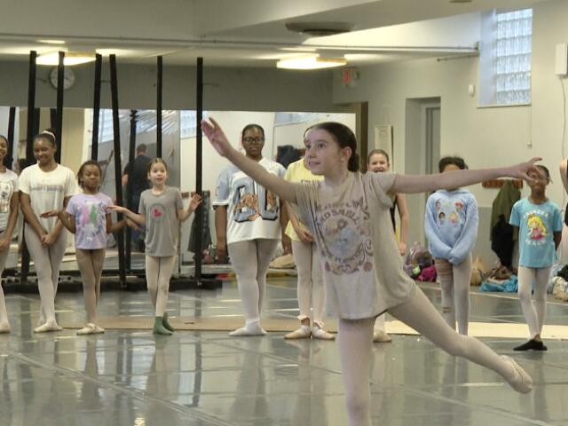 Free ballet program helps Cincinnati girls debut performance at Aronoff ...