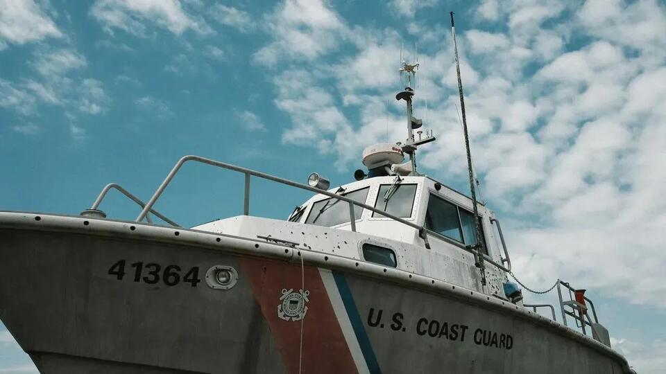 U.S. Coast Guard Completes Medical Evacuation of 81-Year-Old Cruise ...