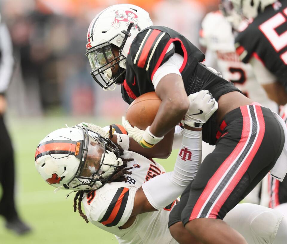 McKinley's Kyelin West started strong, then team depth took over