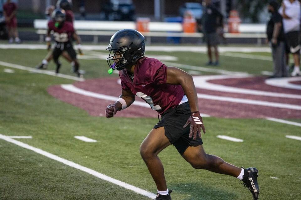 St. Louis Area High School Football Players to Watch in 2026