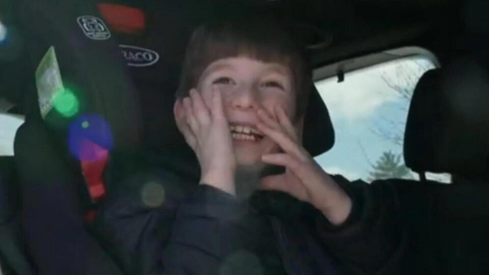 A school learned sign language to communicate with its only deaf ...