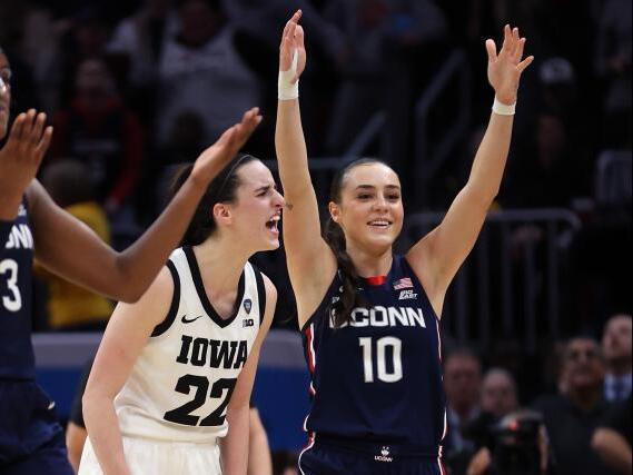 Iowa vs. UConn controversial ending, explained: How Aaliyah Edwards