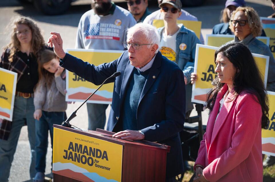 Bernie Sanders makes rare Vermont campaign appearance, stumping with ...