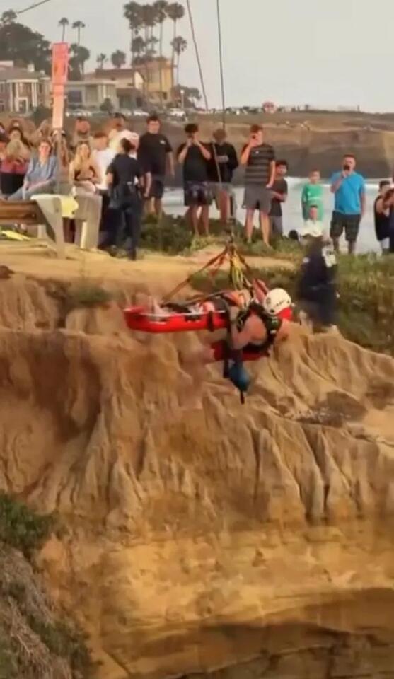 Days after teen hurt in cliff jump, lifeguards called to back-to-back rescues at Sunset Cliffs