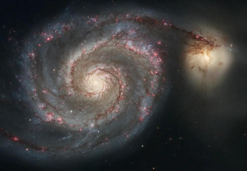 The Chemistry of Space Dust: Why the Center of Our Galaxy Reportedly ...