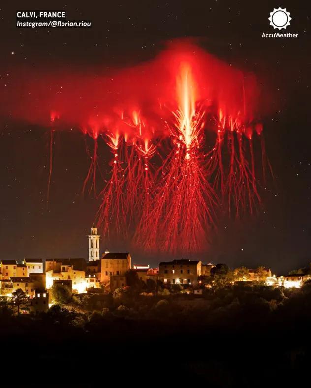 A fleeting flash above the storm: What is a lightning sprite? - NewsBreak