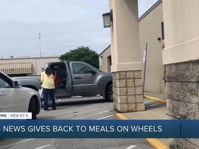 Meals on Wheels Waco receives $1,000 donation from 25 News ...