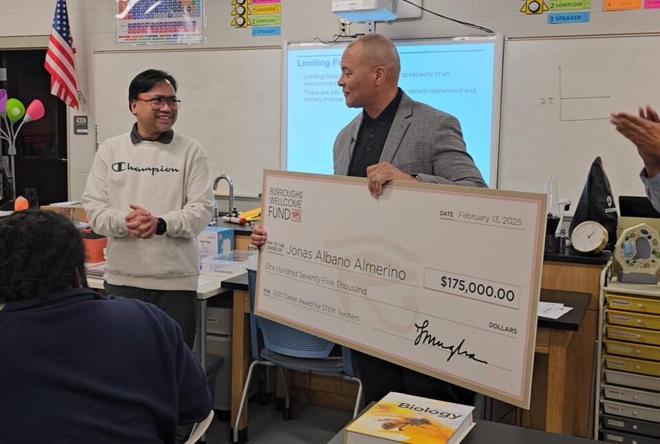 SBH teacher wins $175,000 STEM education award - NewsBreak