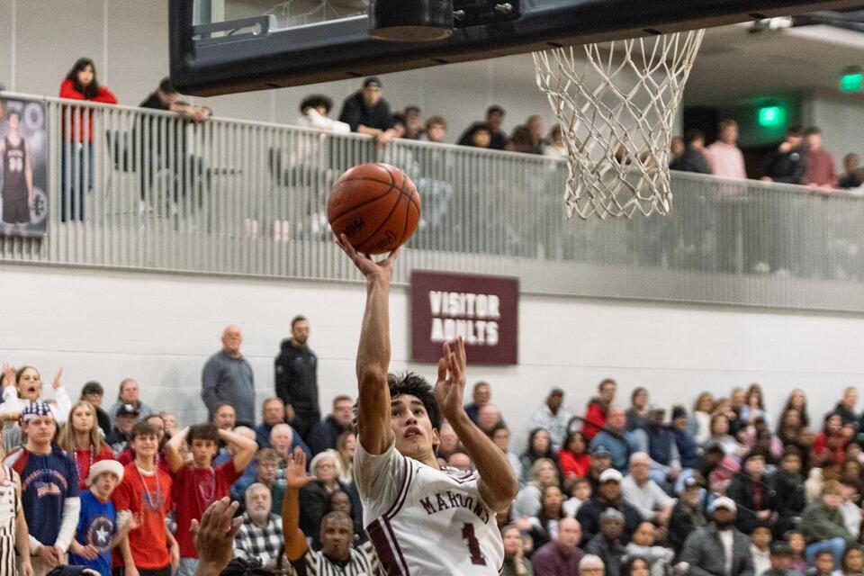 Holland Christian steals late win; West Ottawa sweeps Grandville; 36 ...