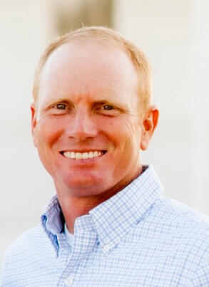 Quinn re-elected to commission, Bailey keeps school board seat