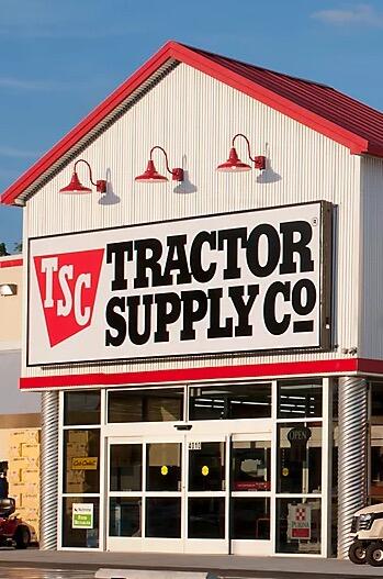 Tractor Supply Opens New Store in Bristol with Unique Layout and Big ...