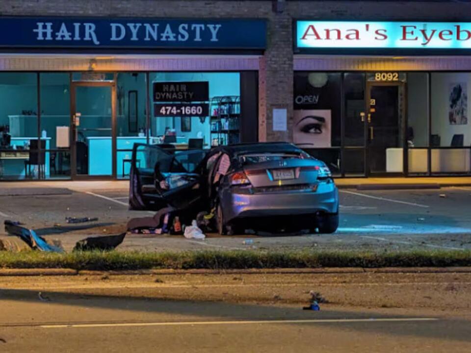 28yearold woman killed in Beechmont Avenue crash