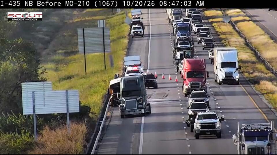 School bus and tractor-trailer collide on I-435 in Kansas City. Two ...