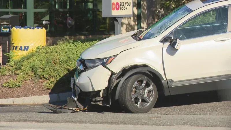 District attorney identifies Chipotle employee killed in crash in ...