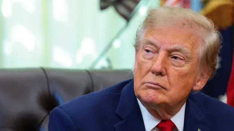 Trump says 'I could've done very bad things to Hillary Clinton,' Obama ...