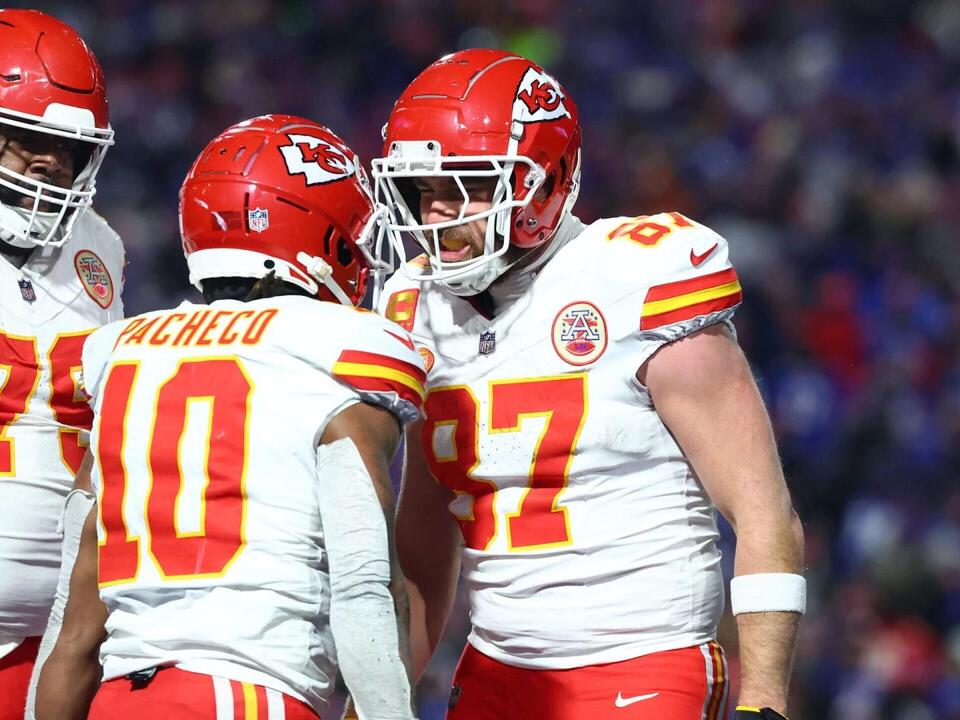 Battle of Titans Lamar Jackson’s Ravens vs. Patrick Mahomes’ Chiefs in