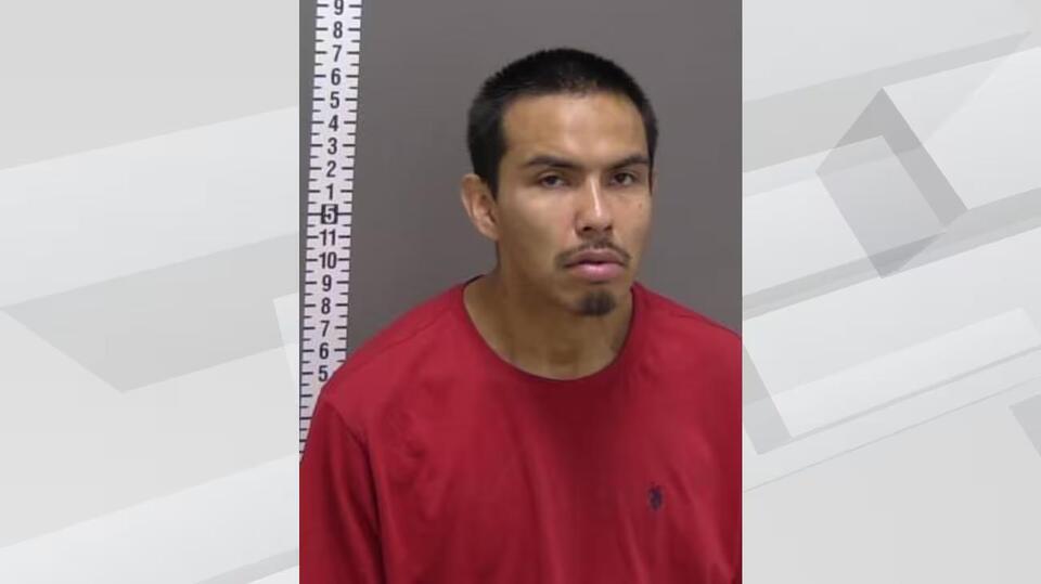 Fargo man faces felony charges after vehicle theft, drug arrest - NewsBreak