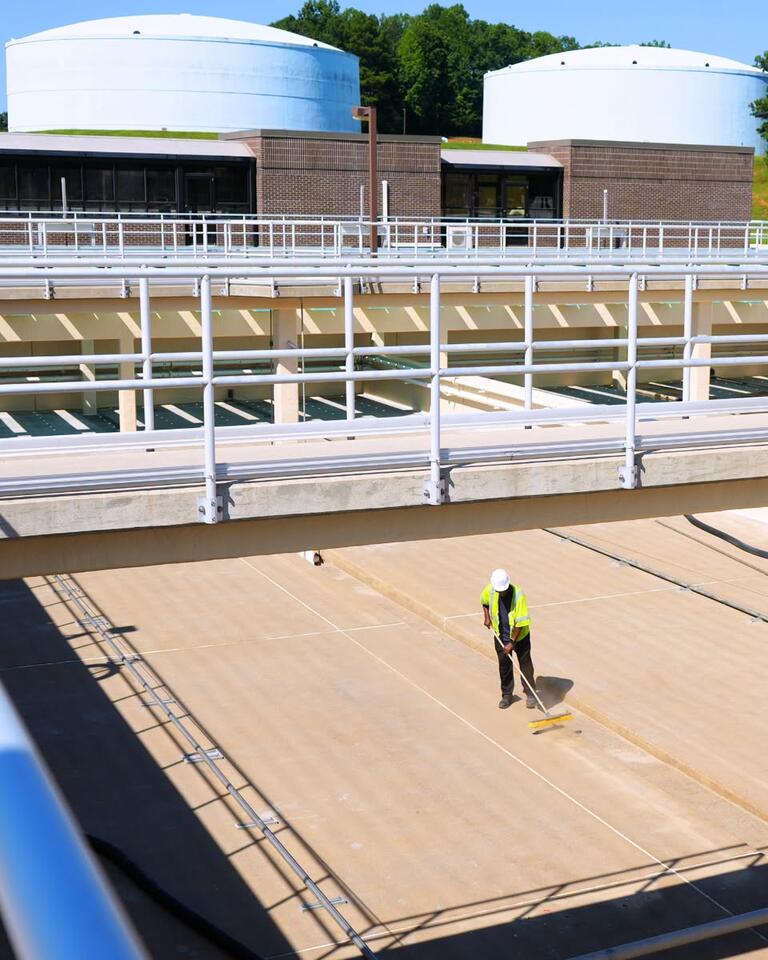 Adkins Water Plant Undergoes Concrete Repairs - NewsBreak