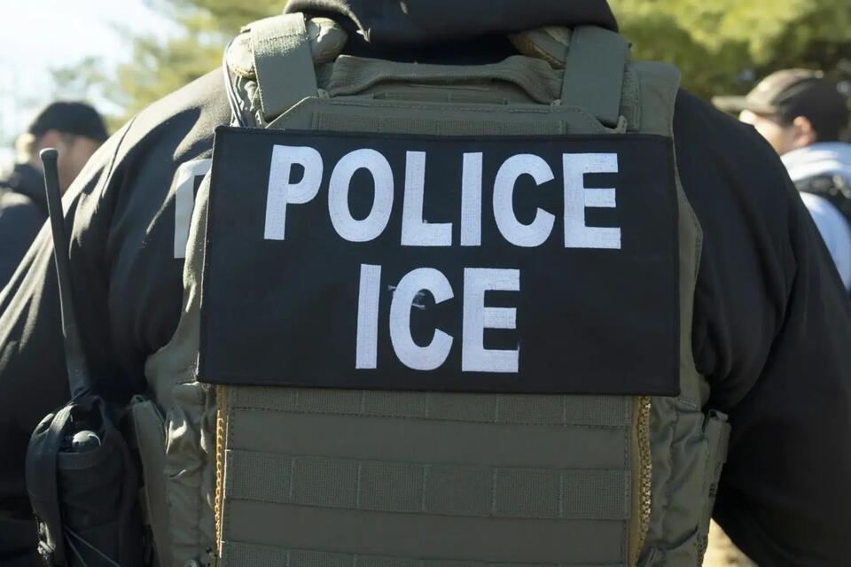 HCSO investigating crash involving ICE agent during Thursday morning pursuit