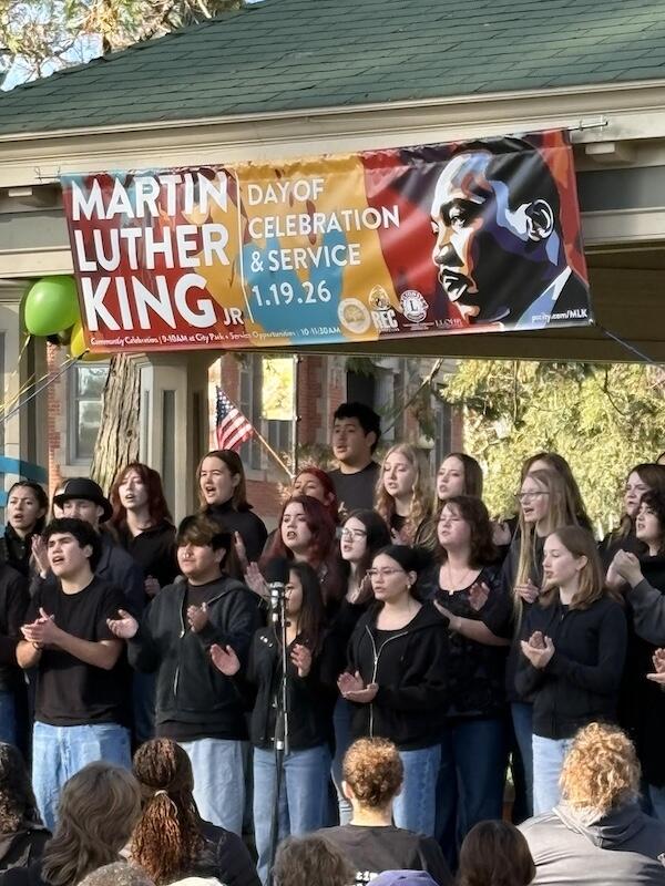 Hundreds gather in Downtown Park to honor legacy of Dr. Martin Luther ...