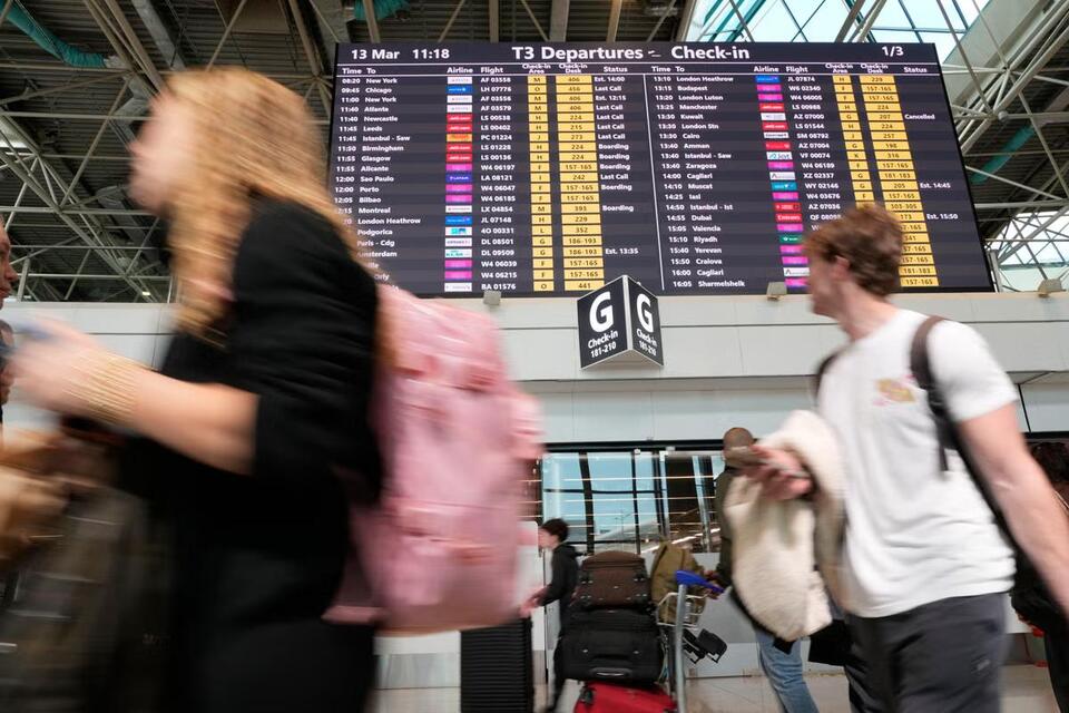 Italy's air traffic cut 50% after network problems as delays spread ...