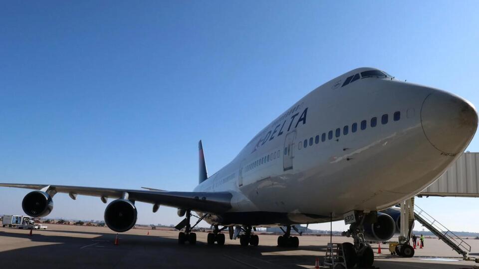 United reportedly approached Delta to pitch merger: WSJ