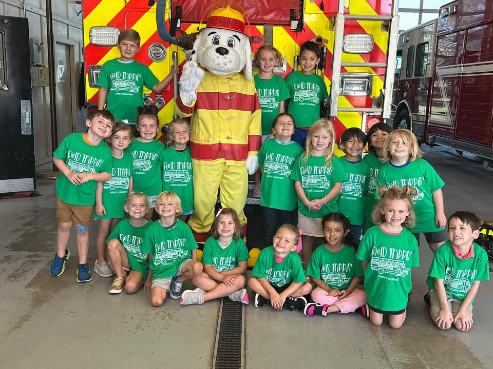 North Lamar Students Visit Paris Fire Station for Fire Safety Month ...
