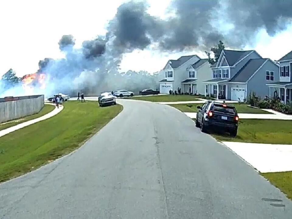 VIDEO Crews battle house fire in Onslow County; three children safe