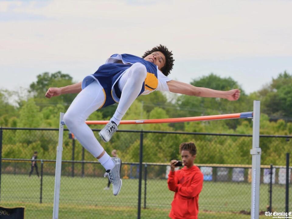 KCHS’ Steward medals again in state high jump; now has gold, silver and ...