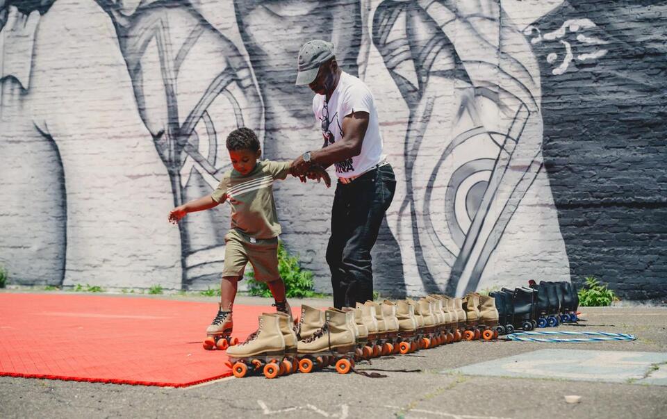 🔥 Gary’s Pop-Up Roller Rink Revives a Black Tradition of Community Gathering