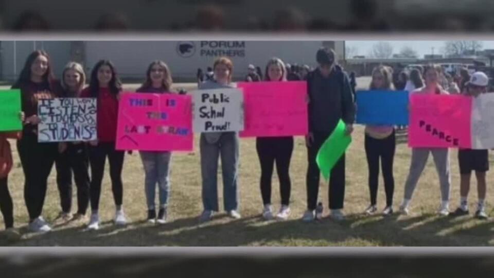 Porum Students Walk Out Of Class In Protest Of New Superintendent Hire ...