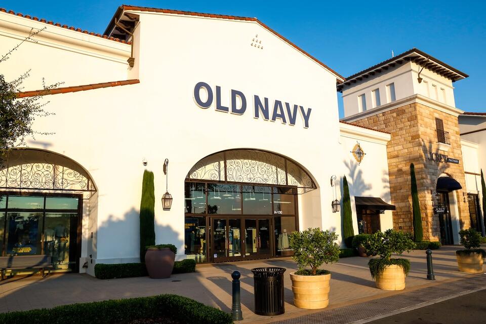 Old Navy Headed to Tampa Premium Outlets - NewsBreak