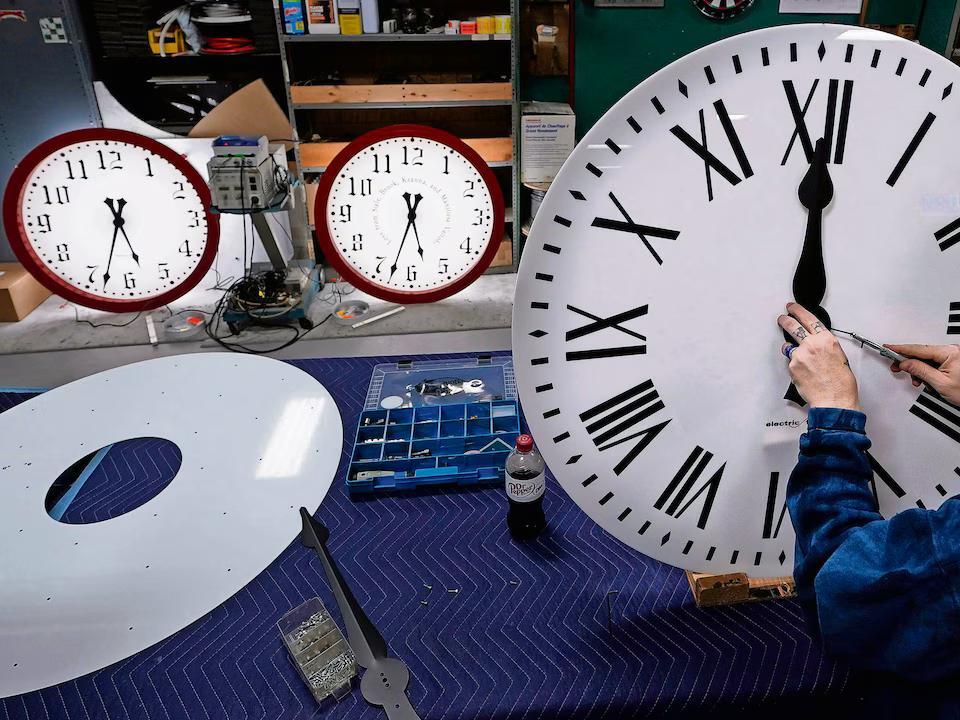 Daylight Saving Time 2024 How soon do we ‘fall back’ and change the