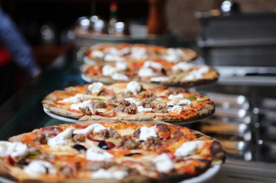 Eat your way through Chicago with the best food tours for families