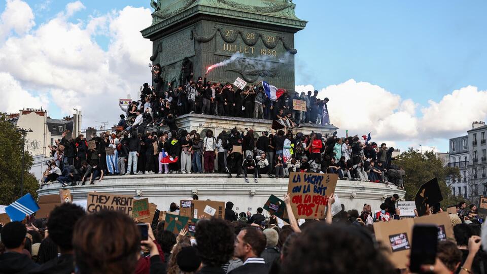 Nobel winner Krugman says France may have become 'too big to save ...