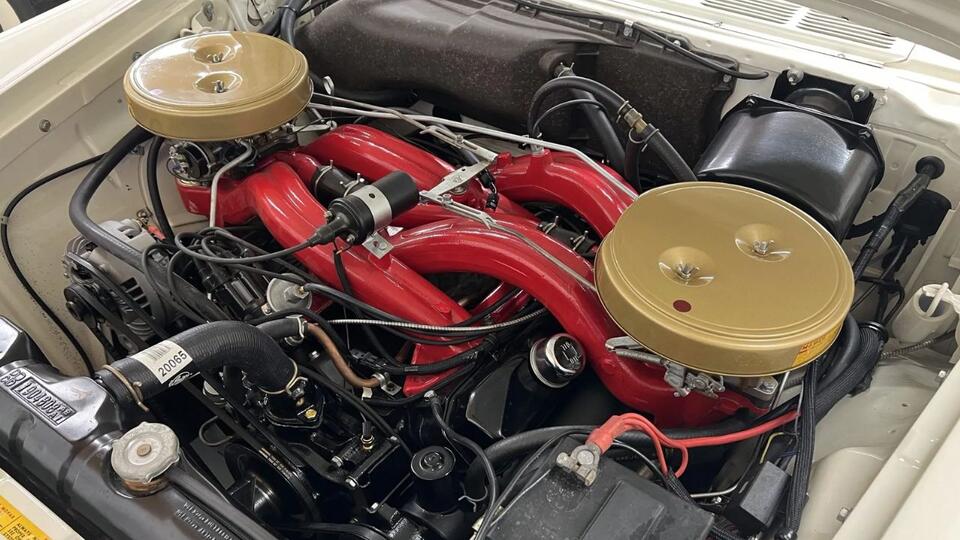 Mopar’s wildest intake setup came from the factory - NewsBreak
