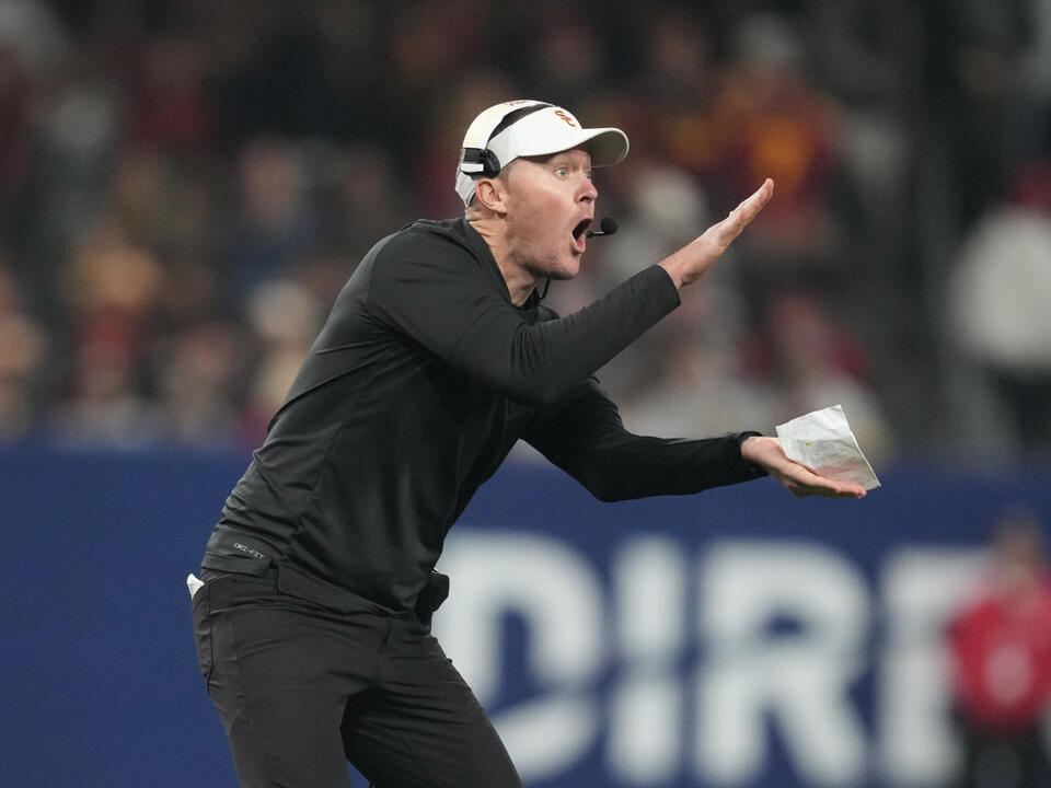 USC Trojans to have a twotime Super Bowl winner to help get them hyped
