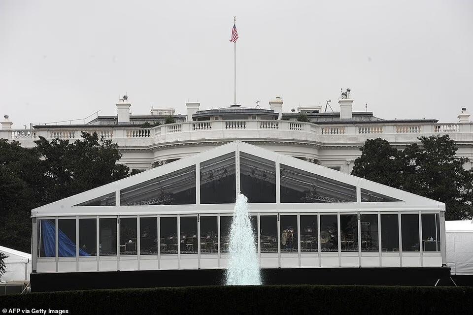 Trump to build a ballroom at White House - NewsBreak
