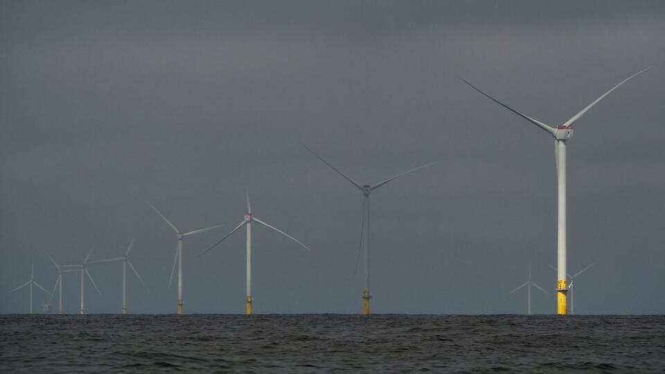 Padilla leads Democrats in push for answers about canceled wind projects