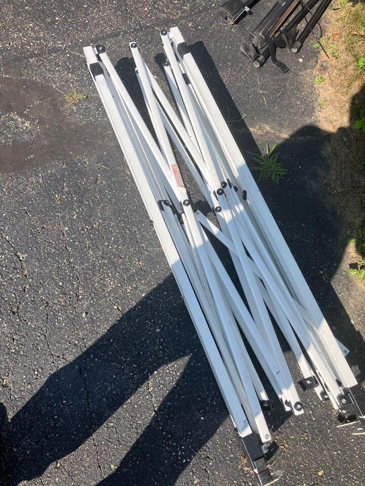 🎁 Free Springfield Finds — Scrap Metal, Plus Men’s Clothes & More ...