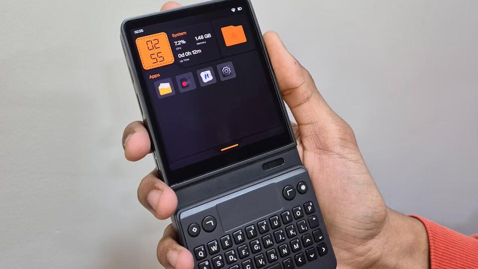 This Linux PC-phone hybrid could be the future of Linux smartphones ...